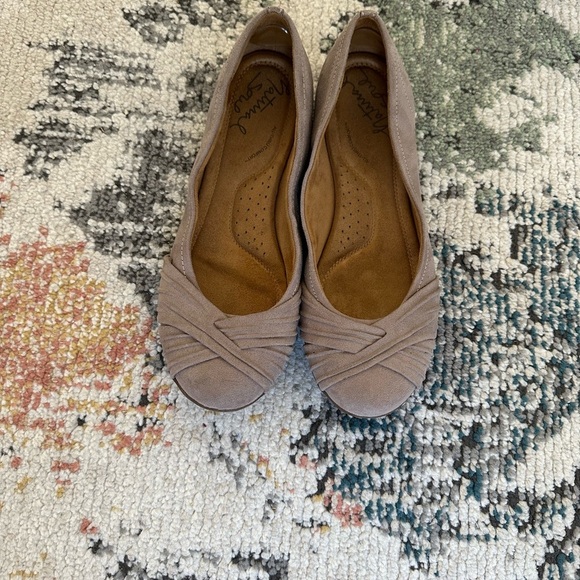 SOUL Naturalizer Girly Women's Skimmer Ballet Flats Women’s Size 8.5
Slip on - Picture 8 of 9